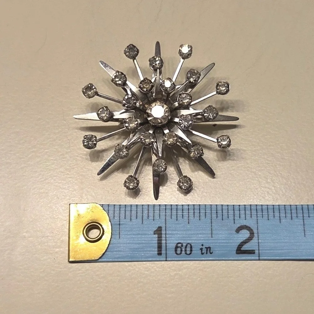 Sparkling‎ Starburst Brooch Pin Rhinestone Silver Tone MCM Mid Century Modern